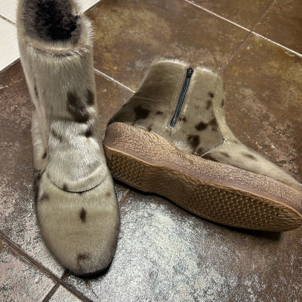 Pajar Fur Shearling Lined Boots